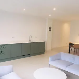 https://deluxe-la-palma.in-canary-islands.com