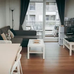 https://gros-zurriola-beach-wifi-terrace-parking.sansebastianhotels.net